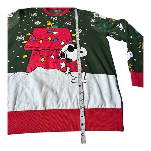 NWT Peanuts / Hybrid Apparel Snoopy Christmas Sweater Holiday Crewneck L - Picture 4 of 7